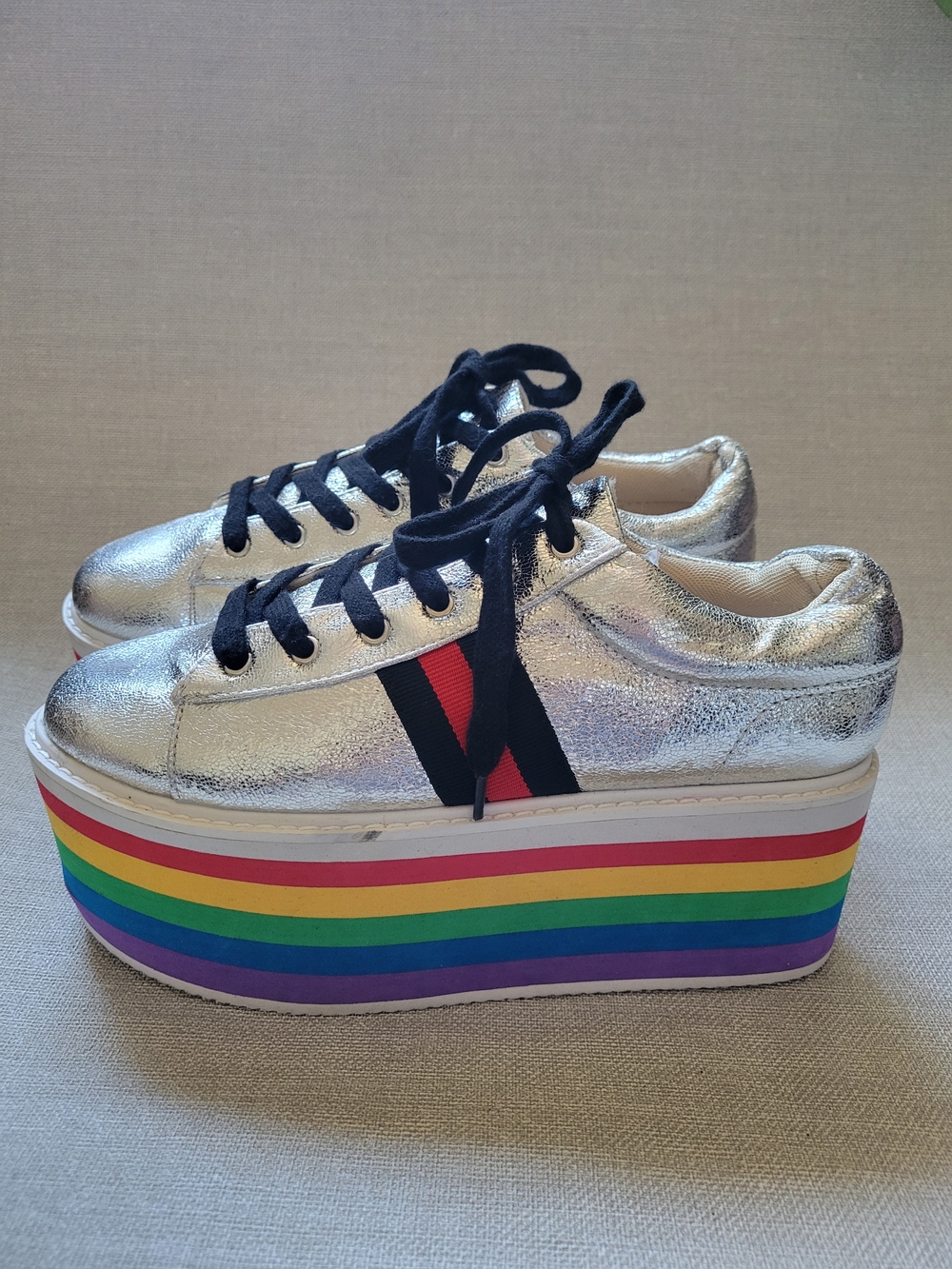 Rainbow Platform Sneakers  Silver Sz 7 Cape Robbin Pride Festival Pridefest Unis